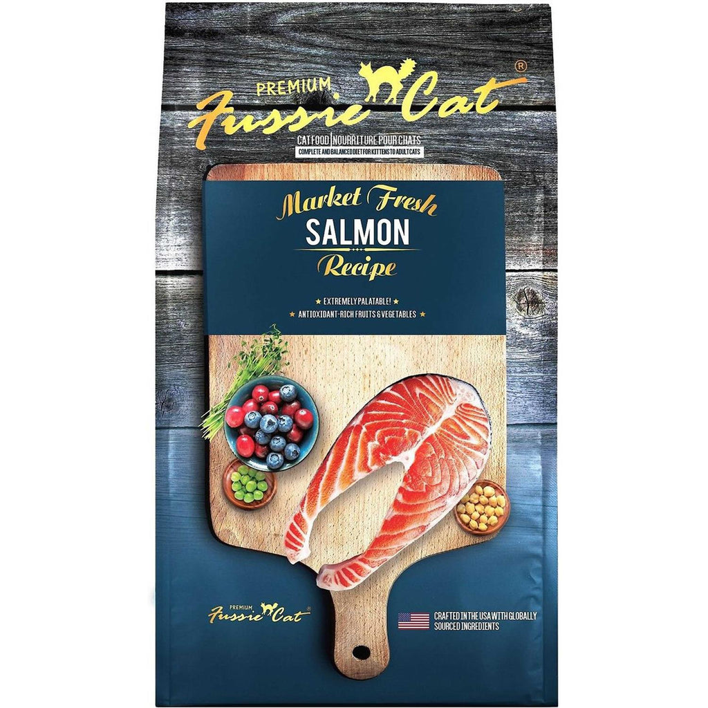 Dry Cat Food Market Fresh Salmon V41240