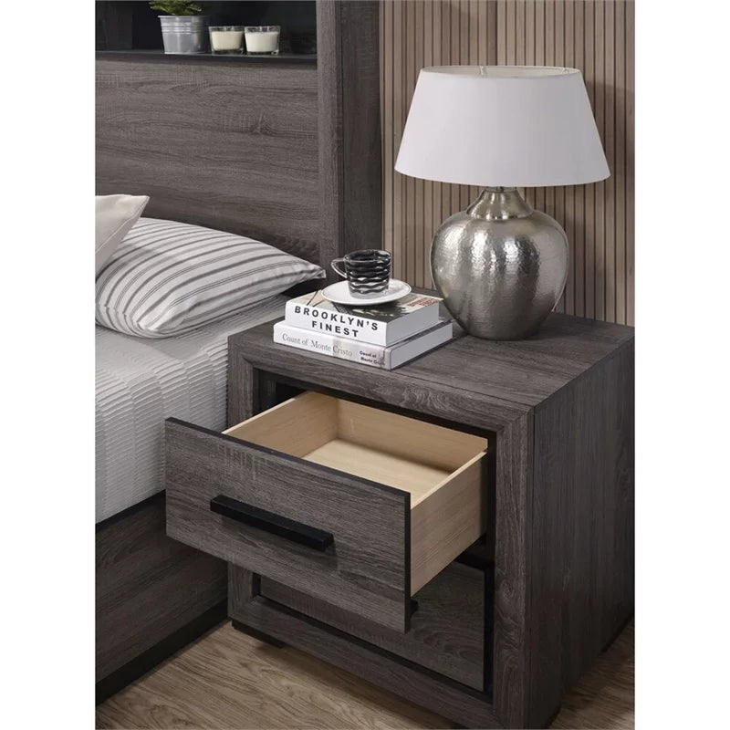 Gray Wood 3-Piece Bedroom Set Cal King P561109