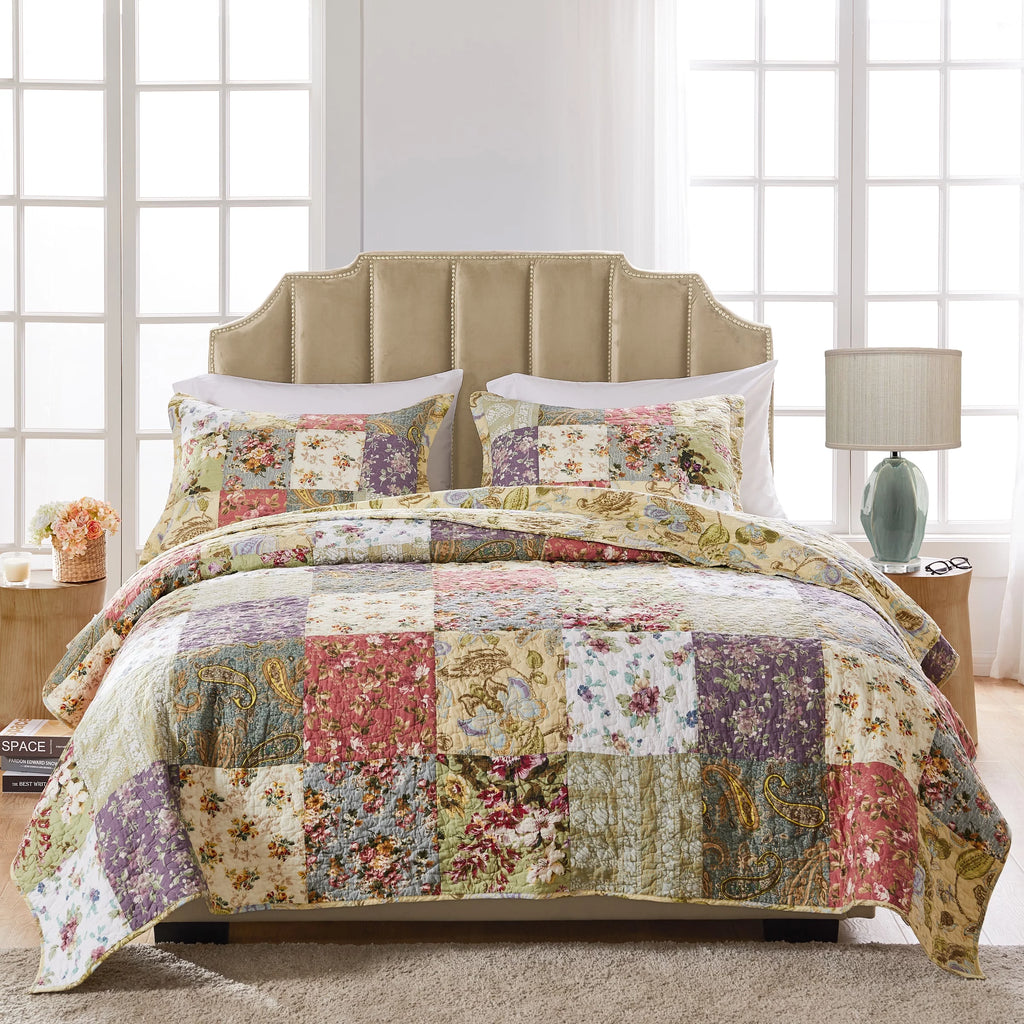 100% Cotton Patchwork Quilt and Pillow Sham Set T2389