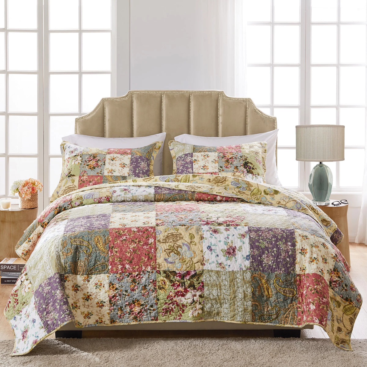 100% Cotton Patchwork Quilt and Pillow Sham Set T2389