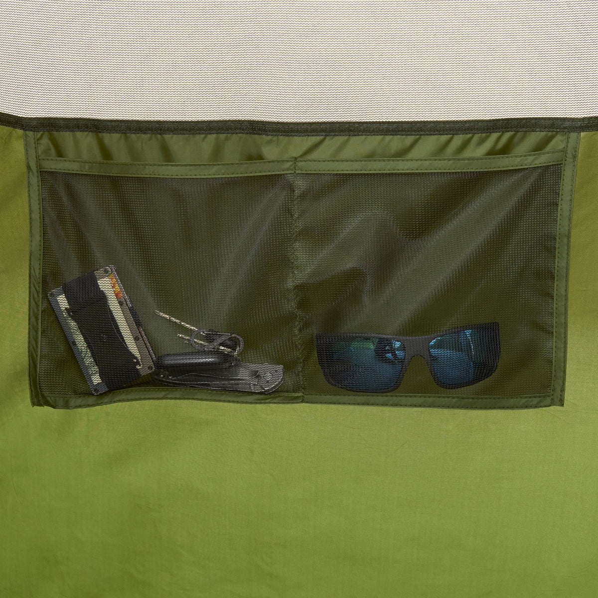 8-Person 2 Room Hybrid Dome Tent N422