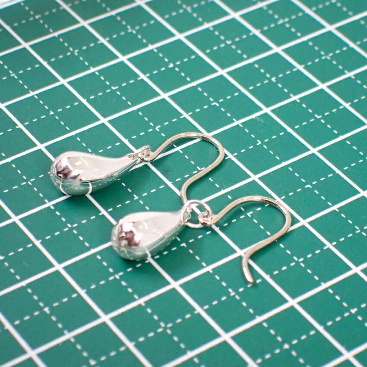 SV925 Teardrop Earrings W9902