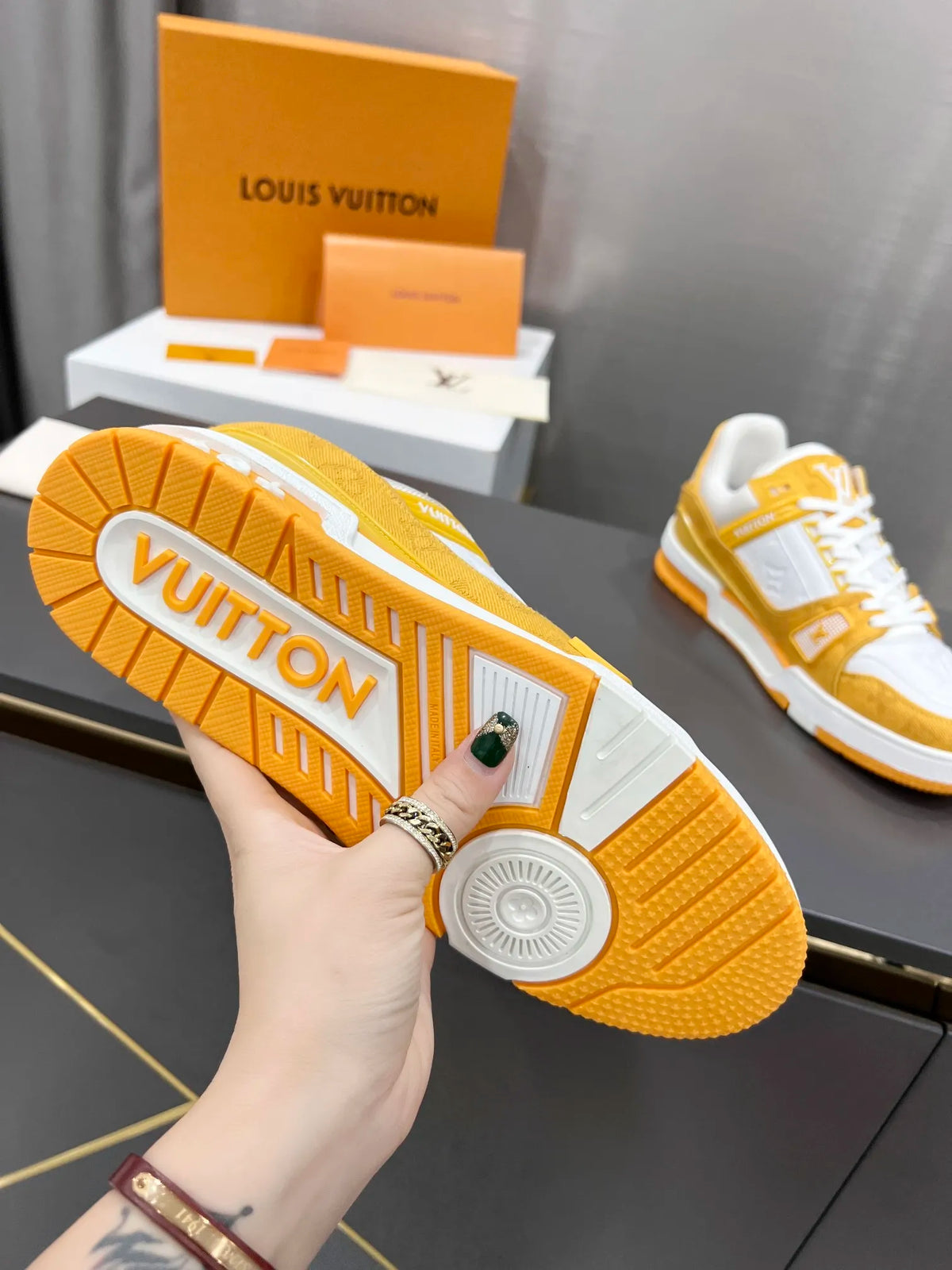 Yellow Leather Low Trainers Y598