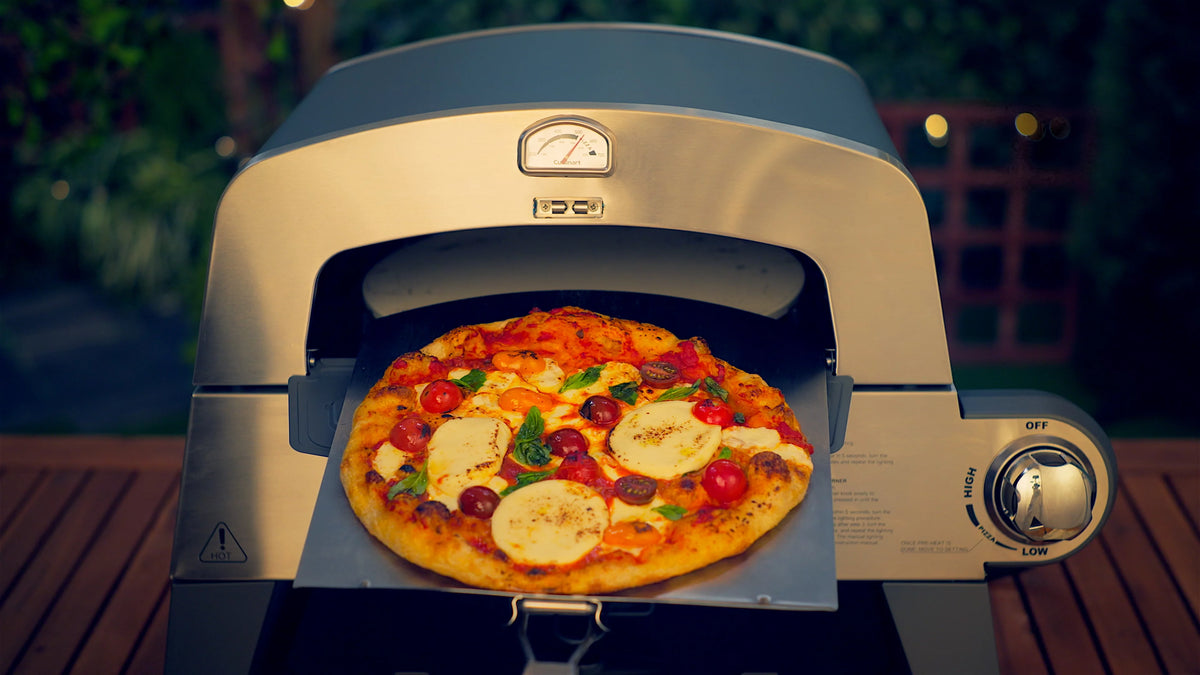 3-in-1 Pizza Oven, Griddle, and Grill C4165