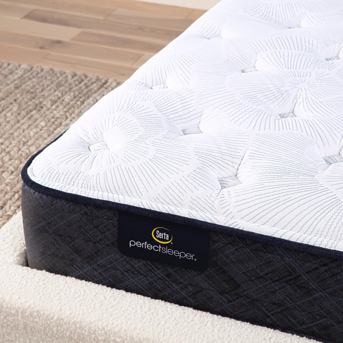 10.5" Plush Innerspring Mattress R862878