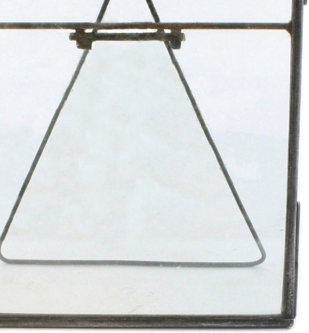 Metal Easel Frame with Glass Panel R333596