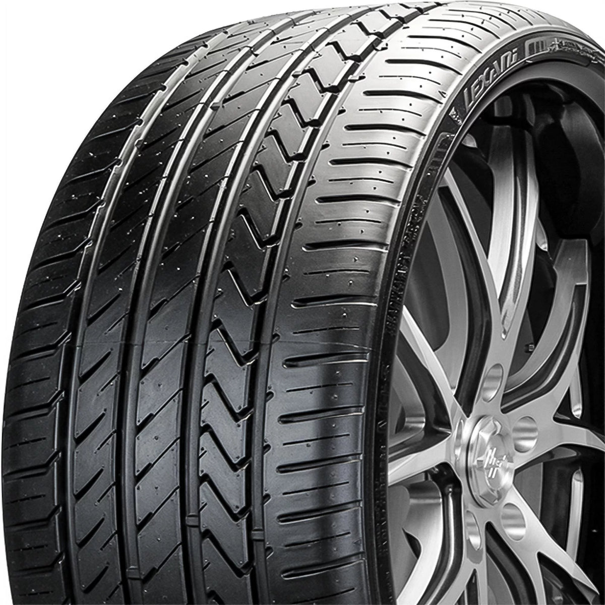 275/30R19 96W XL Performance Tire E791