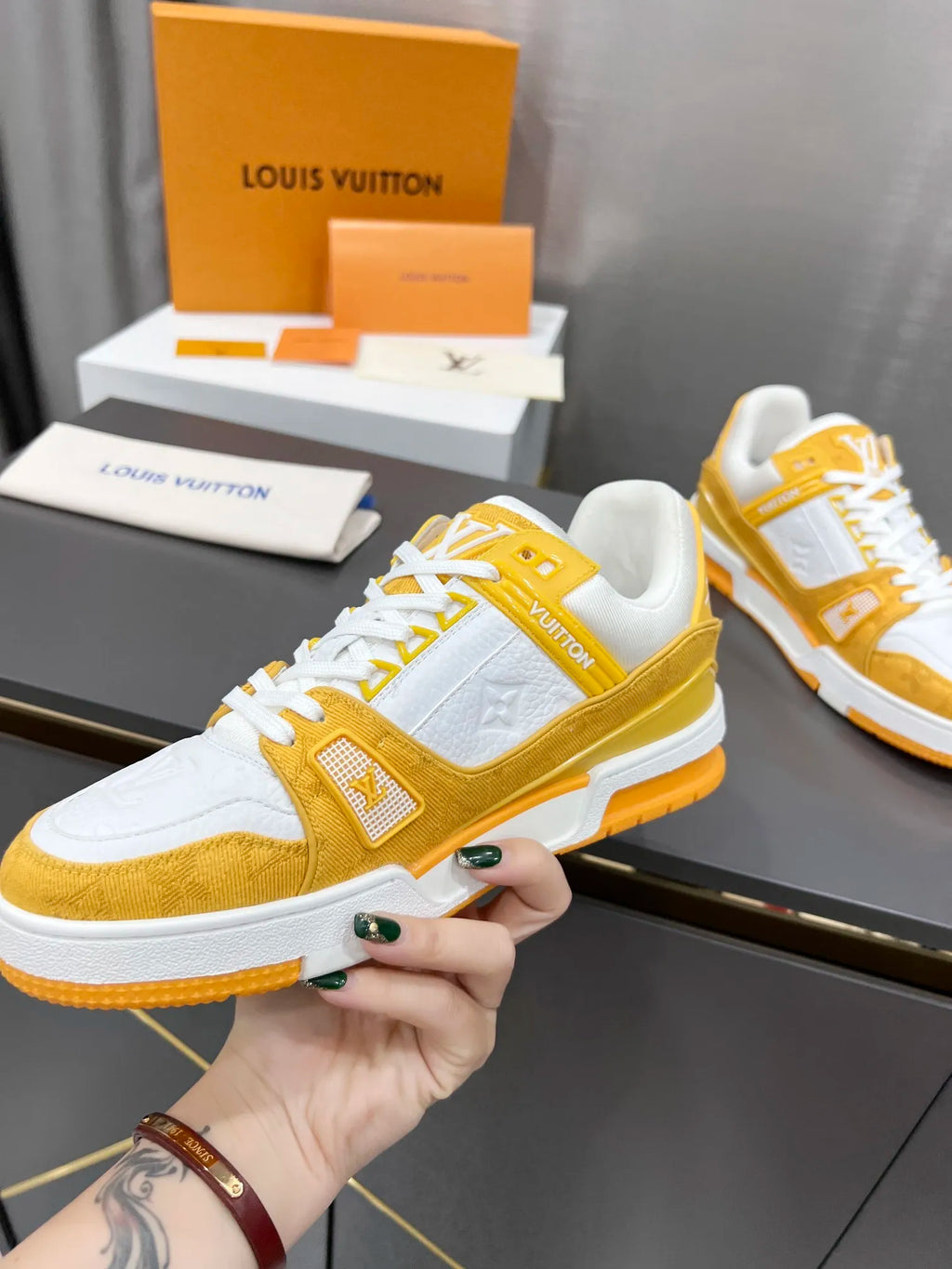 Yellow Leather Low Trainers Y598